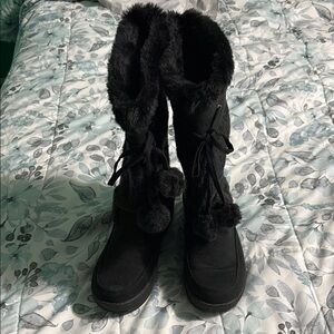 Women's Black Fur-Lined Winter Boots